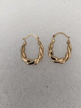 10k Yellow Gold Oval Twisted Hoop Earrings - Women To
